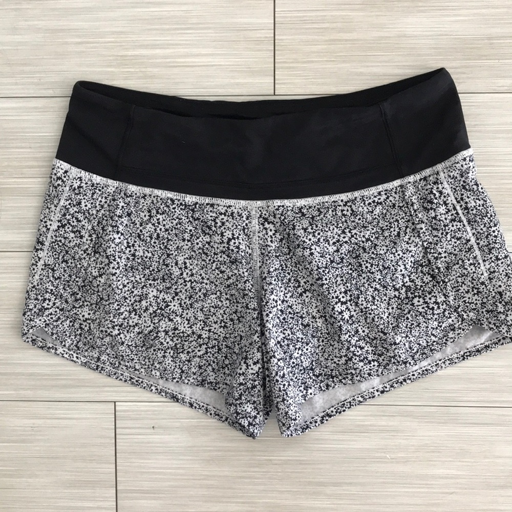 Lululemon Speed Up shorts